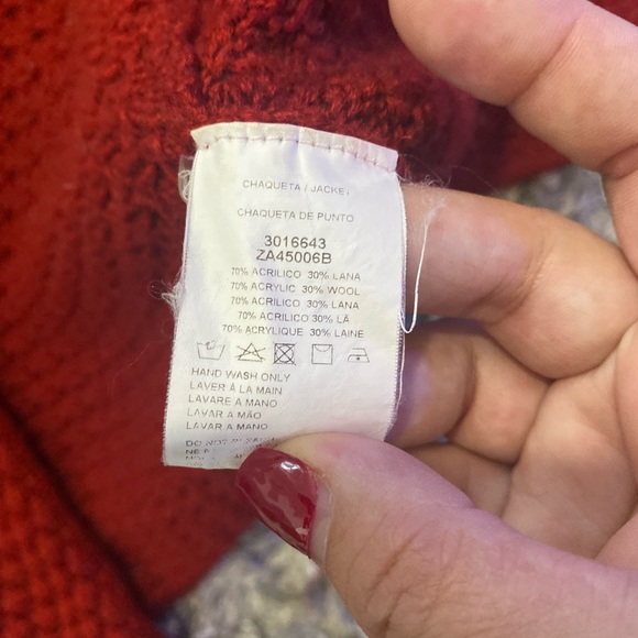 Zeila hoodie cardigan jacket size (44) M To L , Red color from open. - Picture 12 of 13